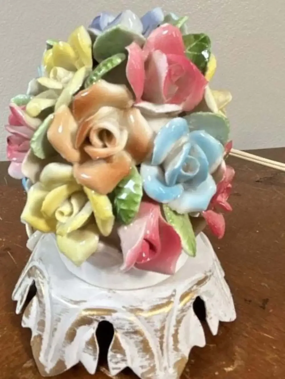 Vintage Capodimonte Ceramic Floral Rose Arrangement Night Light Lamp Base